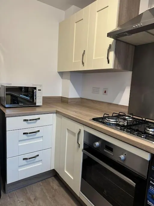 Harbourside - 2 Beds, Great Links To City Centre Barry Holiday home